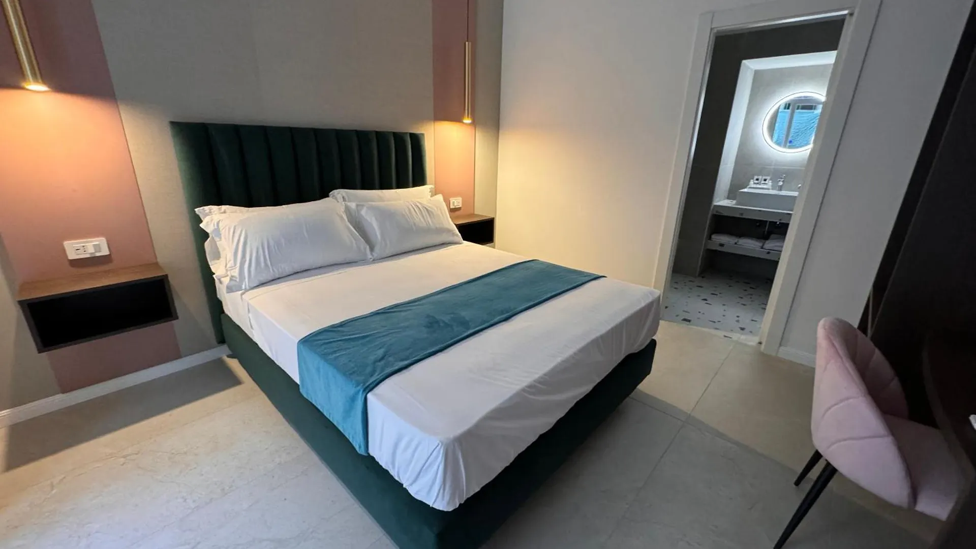 Appart hôtel Hotiday Room Collection - Napoli Museo Suite