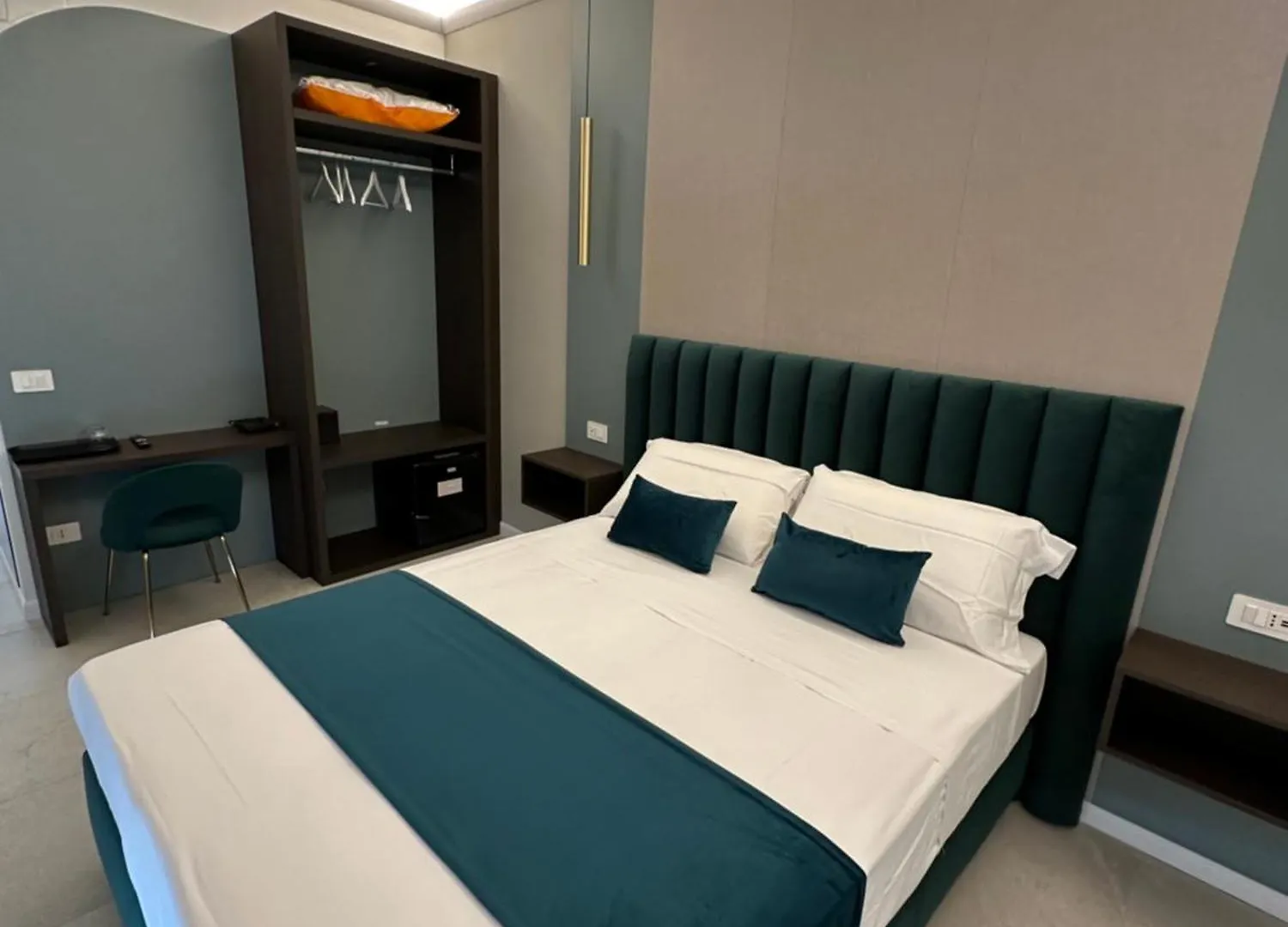 Hotiday Room Collection - Napoli Museo Suite Naples