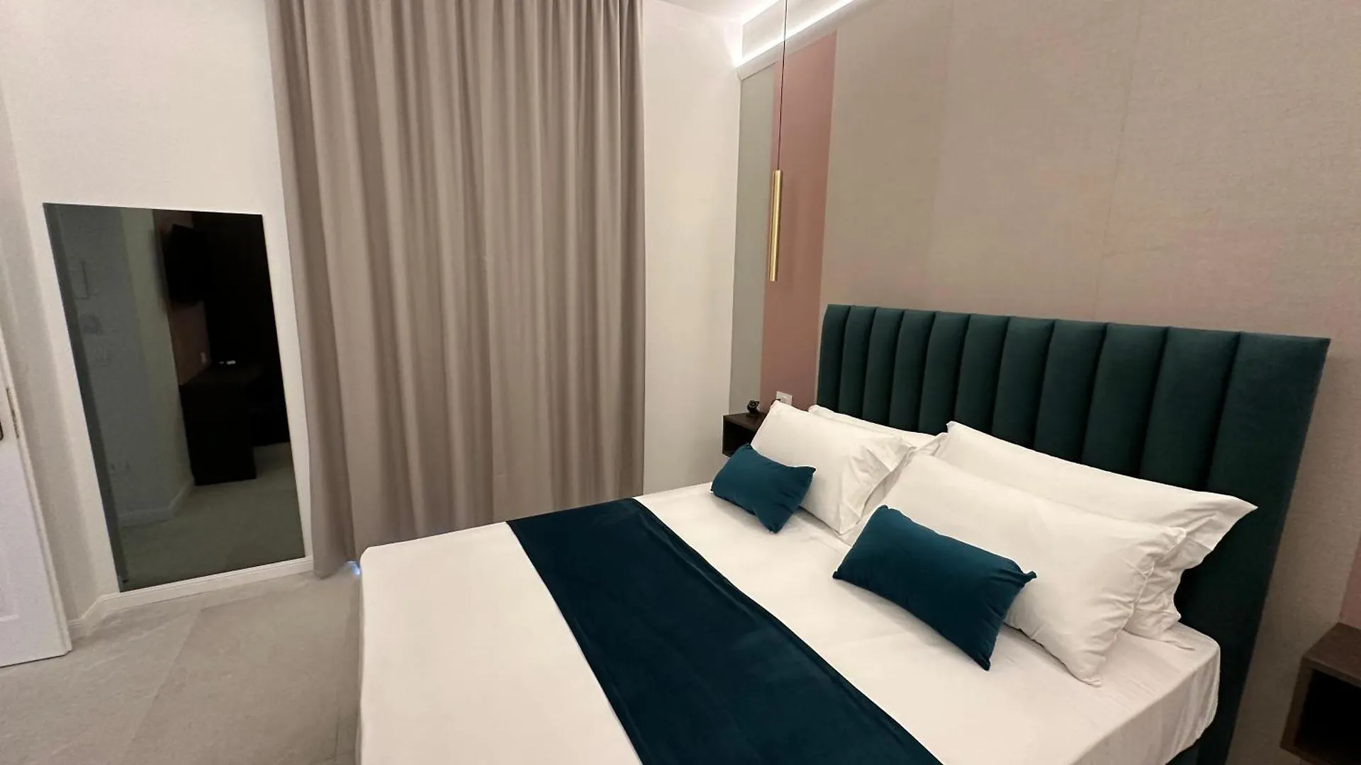 Hotiday Room Collection - Napoli Museo Suite Italy