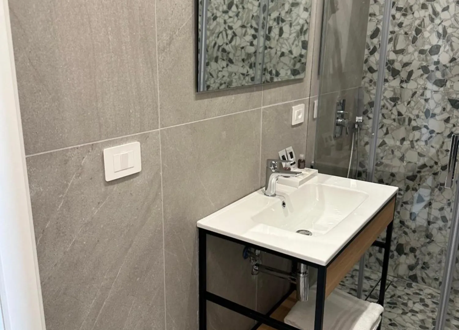 Hotiday Room Collection - Napoli Museo Suite Aparthotel