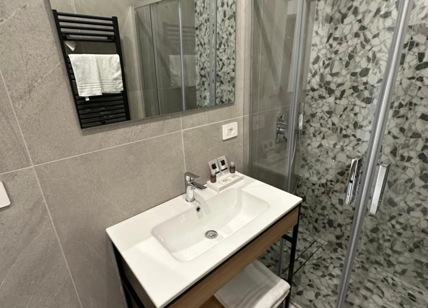 Aparthotel Hotiday Room Collection - Napoli Museo Suite Italy