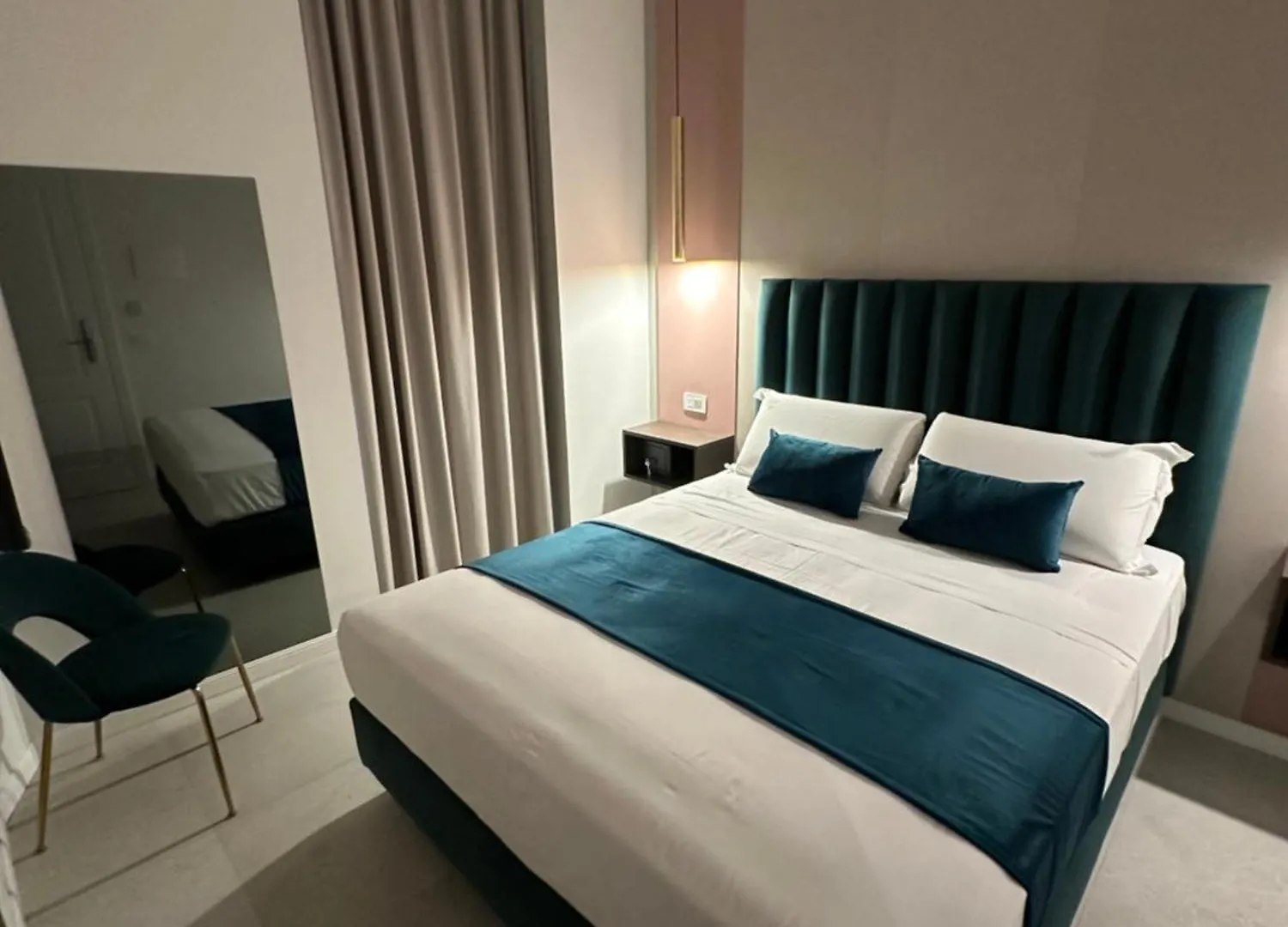 Hotiday Room Collection - Napoli Museo Suite Italy