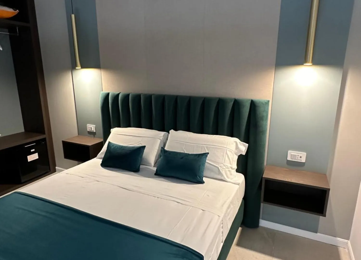 Aparthotel Hotiday Room Collection - Napoli Museo Suite Italy