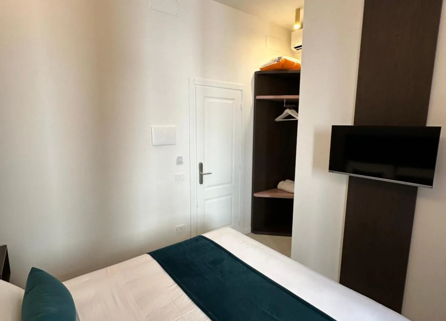 Hotiday Room Collection - Napoli Museo Suite